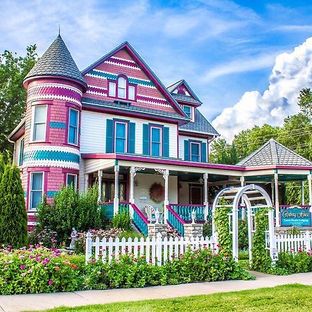 Rosberg House Bed & Breakfast Lindsborg ภายนอก รูปภาพ