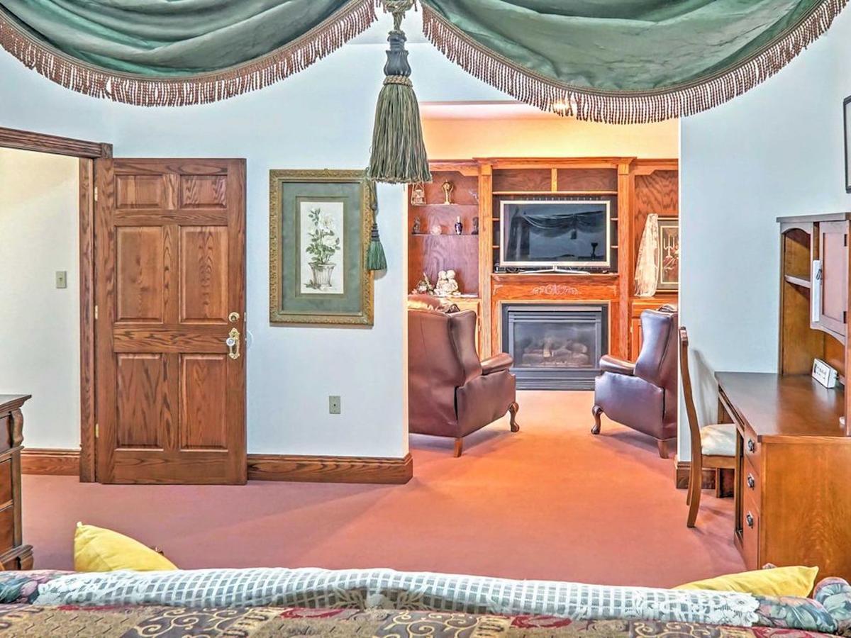 Rosberg House Bed & Breakfast Lindsborg ภายนอก รูปภาพ